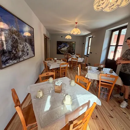 Bed & Breakfast Rifugio Escursionistico Borgo 3*