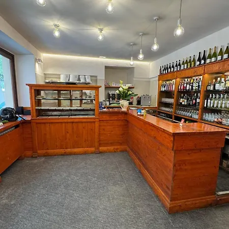 Rifugio Escursionistico Borgo Bed & Breakfast