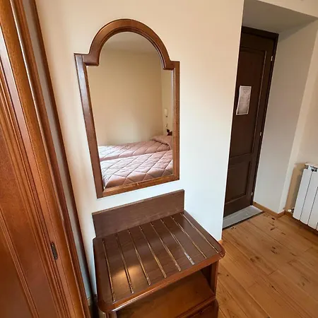 Rifugio Escursionistico Borgo 3* 阿切廖