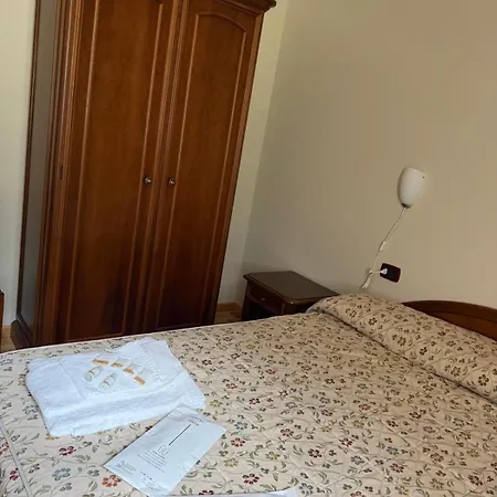 Rifugio Escursionistico Borgo 3*