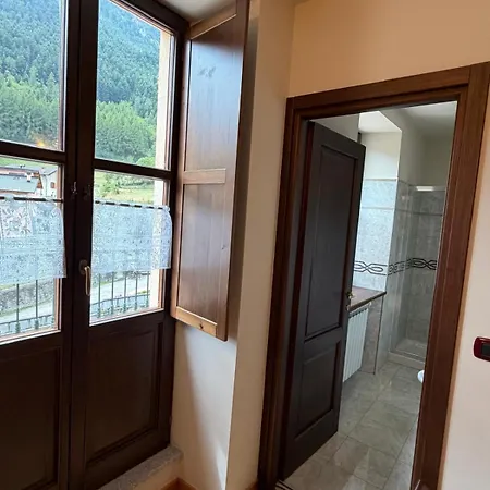 Rifugio Escursionistico Borgo