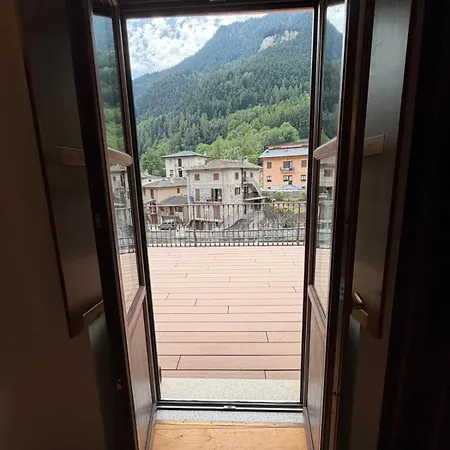 Rifugio Escursionistico Borgo 住宿加早餐酒店 阿切廖