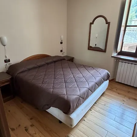 Rifugio Escursionistico Borgo Couette-café