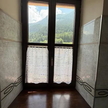 Rifugio Escursionistico Borgo 住宿加早餐酒店 阿切廖